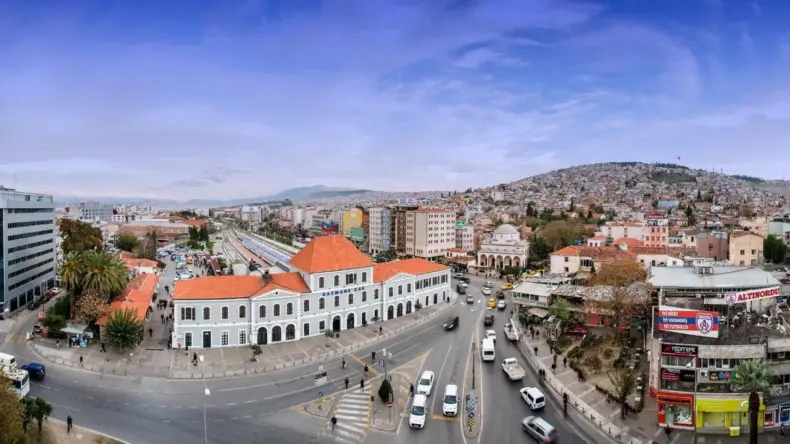İzmir gürültüyle savaş açtı