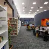 İzmir’de kitaplar ışığı söndürmüyor