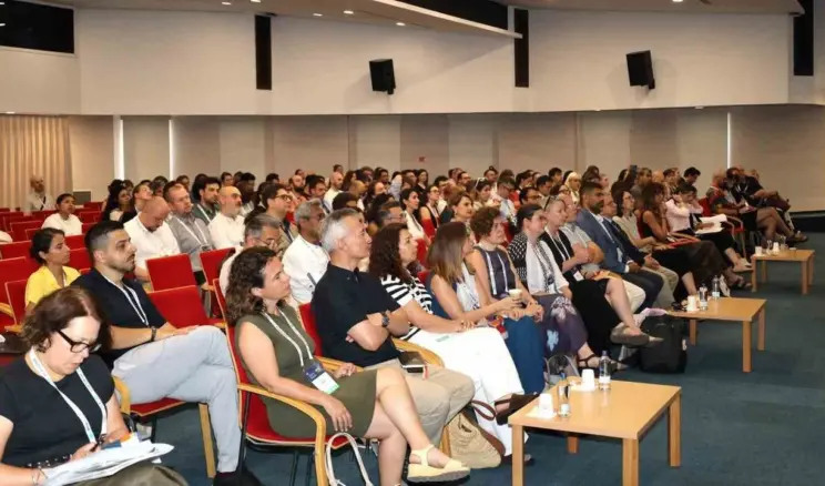 Küresel sorunlara İzmir’den ortak akıl