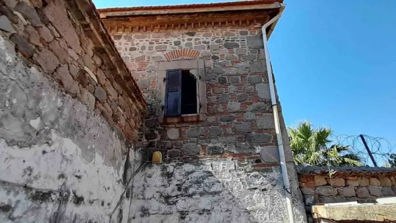 Bergama’nın 220 yıllık tarihi şapeli satışa çıkarıldı