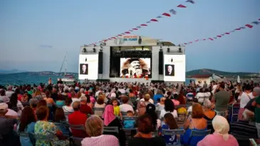 Atatürk’ün Çeşme’ye gelişinin 100. yılı etkinliklerle kutlandı